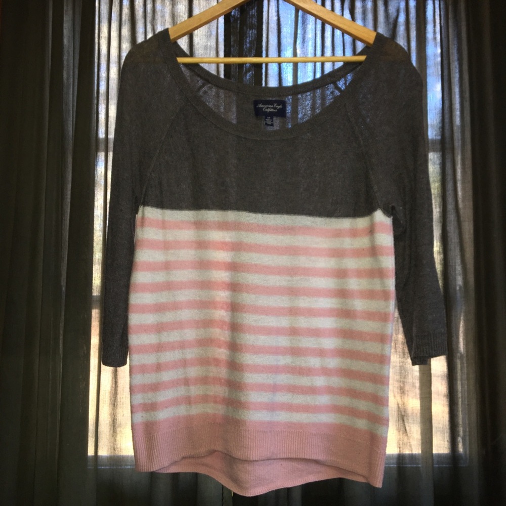 American Eagle Sweater